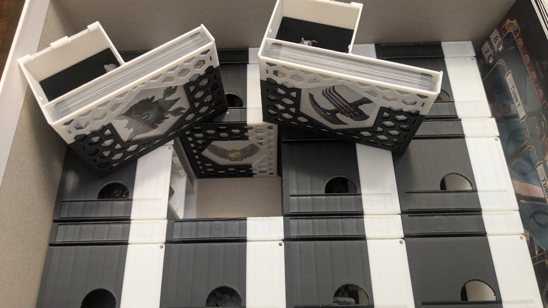 Finger cutout and label inlay on hero boxes