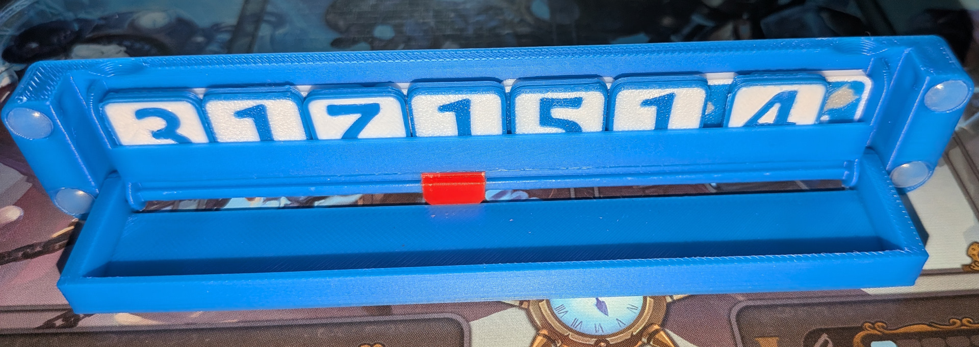 Prototype hero boxes with snap lids